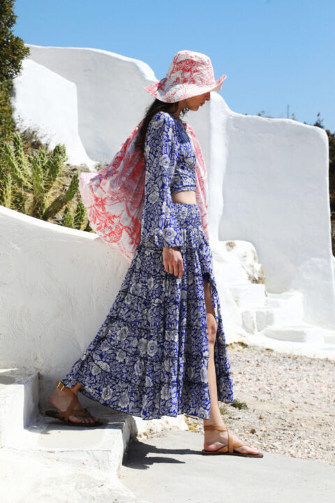 00854 Kali set with tie top blue floral