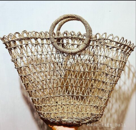 0653  Straw Bag with round handle