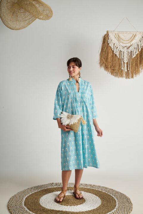 Caftan with pleats