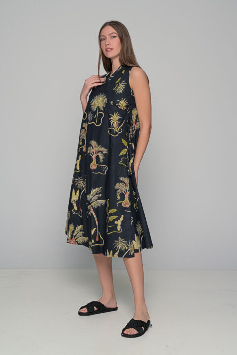 The Athena cotton wrap dress will make you feel like the sophisticated powerfull godess of the same name.
