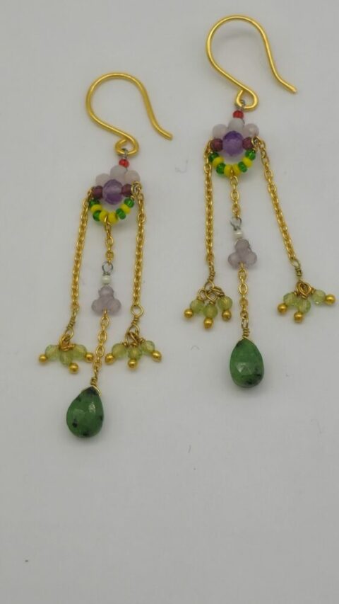 Delicate earrings with semiprecious stones 07