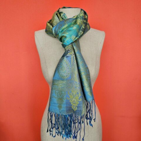 Silk scarf with paisley turquoise