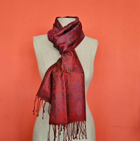 Silk scarf with paisley red