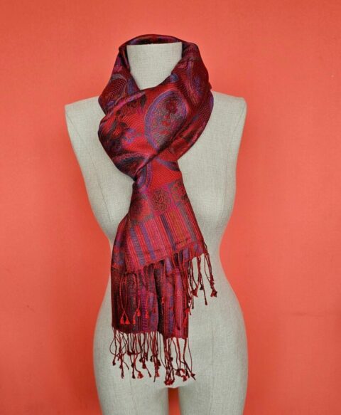 Silk scarf with paisley red 01