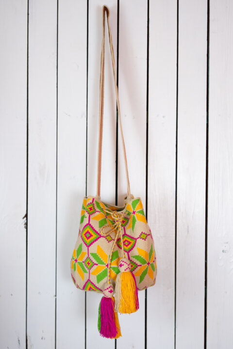 Large wayuu sling bag lemon