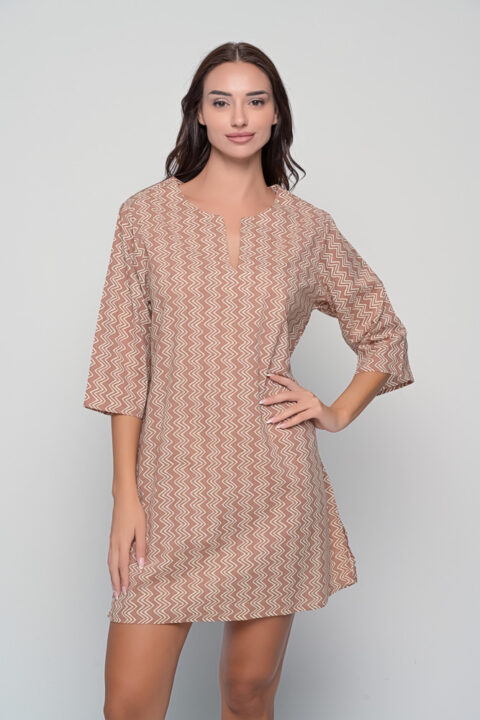 Titli Tunic in cotton zigzag print with 3/4 sleeves and free size fit