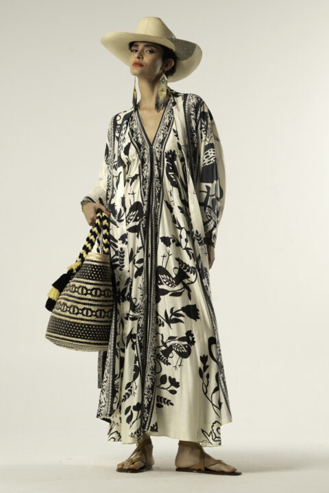 Long Beach Dress with Open Back – Cotton Silk Digital Print Desire Black (Free Size)