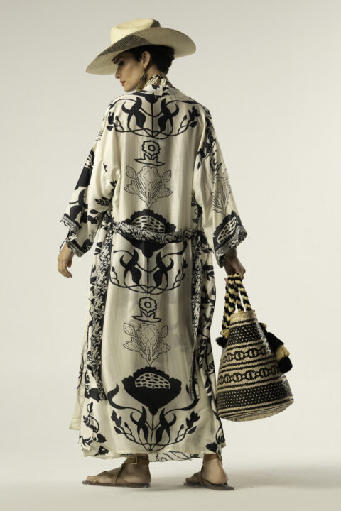 iris kimono cotton silk desire print off white black one size