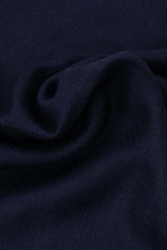 Navy blue 100% cashmere pashmina shawl with soft texture and delicate fringe edges