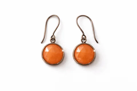 Silver earrings with carnelian stone