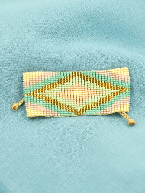 pastel miyuki beaded bracelet handmade colombia tribal design